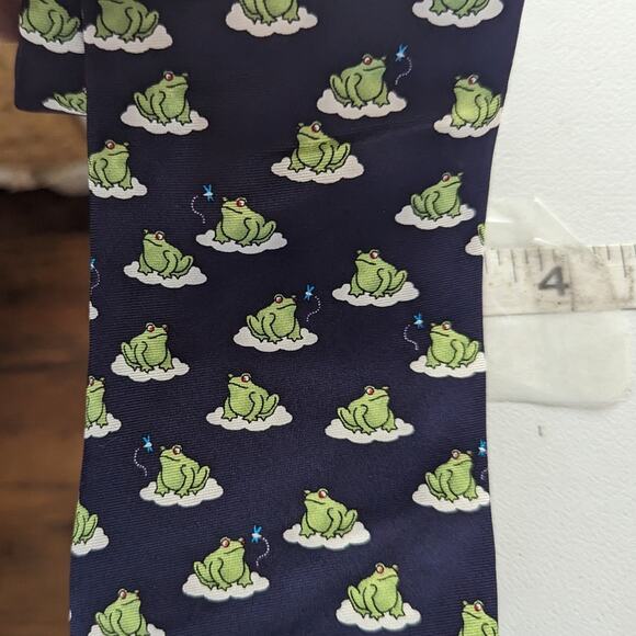 Vintage Men's Alynn Silk Bullfrog Eating Dragonfly Navy Tie - Picture 3 of 5